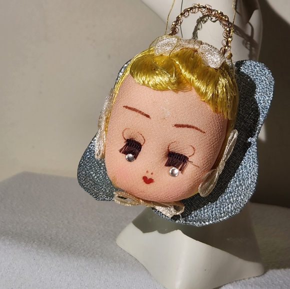 Vintage Angel Face With Wings Ornament Made in Japan Mid-century Christmas Angel - Picture 9 of 11